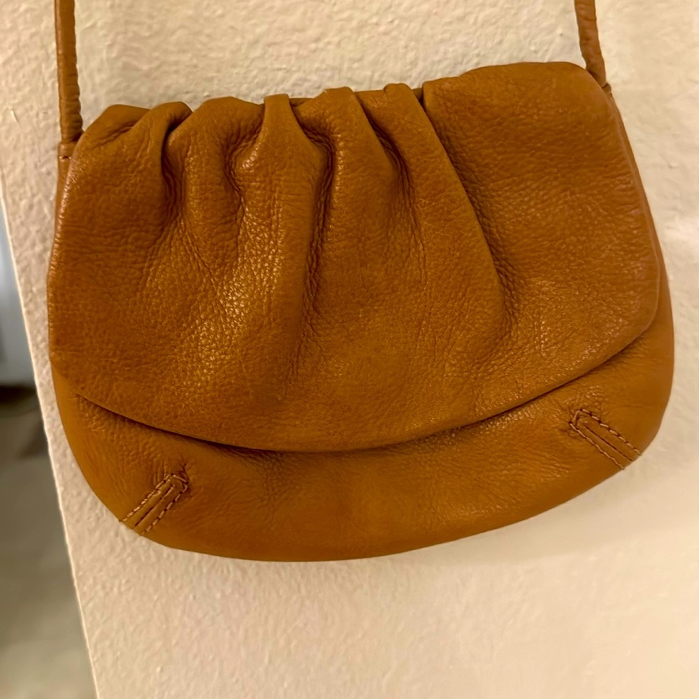 Small Fossil brown leather Long strap purse, NWOT